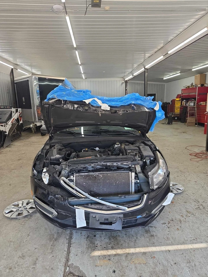 Used Rack and Pinion Assembly fits: 2015 Chevrolet Cruze Power Rack and Pinion e Foto 4 de 4