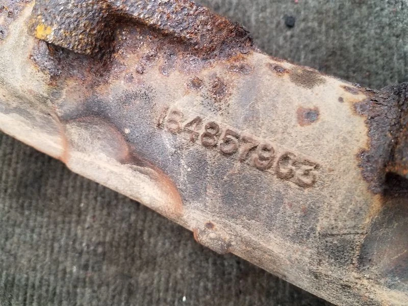 Ford F350SD 2008-10 colector de escape derecho pasajero - 6,4 L Foto 2 de 4