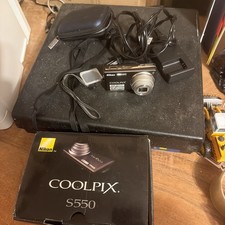 Nikon COOLPIX S550 10.0MP Digital Point And Shoot Camera