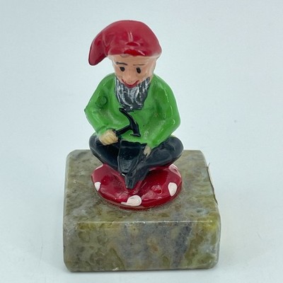 CONNEMARA MARBLE Ireland Leprechaun Anvil Figurine Red Green Vintage 2.5in