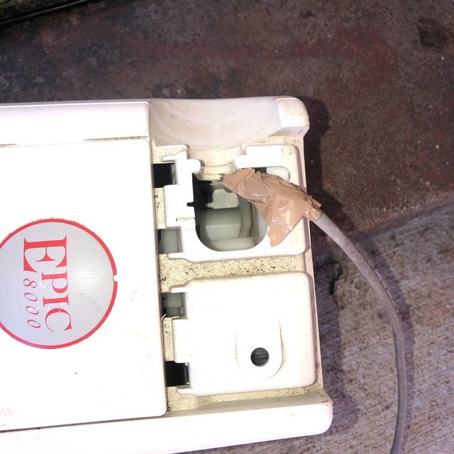 Electrolux Epic 8000 Canister Vacuum Cleaner W/attachments Model C133A