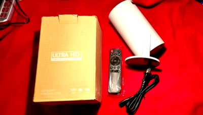 HY300 A  LED Multime Media Projector  Ultra HD High Dramatic Range NEW