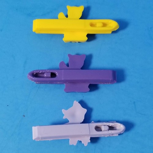 3 Vtg GOODY Kids Snap Tight Barrette Lot DUCK & CAT w/ Cello Clips Yellow Purple - Picture 2 of 3