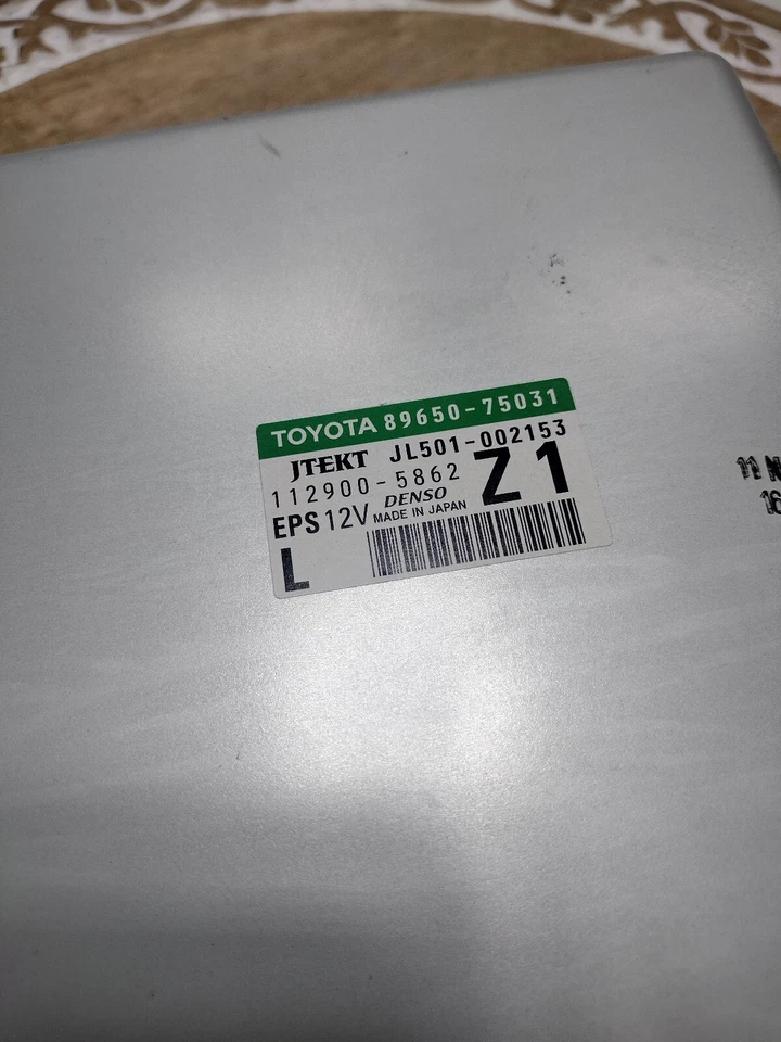 Módulo de control de dirección asistida Lexus HS250H 2010-2012 OEM Foto 2 de 4