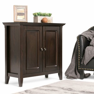 WYNDENHALL Halifax Solid Wood 32 inch Wide Transitional WYNDENHALL Halifax Solid Wood 32 inch Wide Transitional