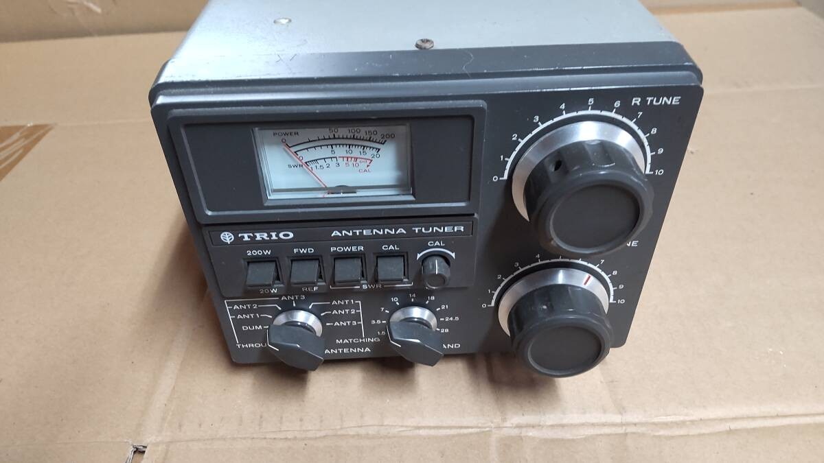 TRIO KENWOOD AT-230 HF Antenna Tuner 1.8MHz-29.7MHz 200W Working