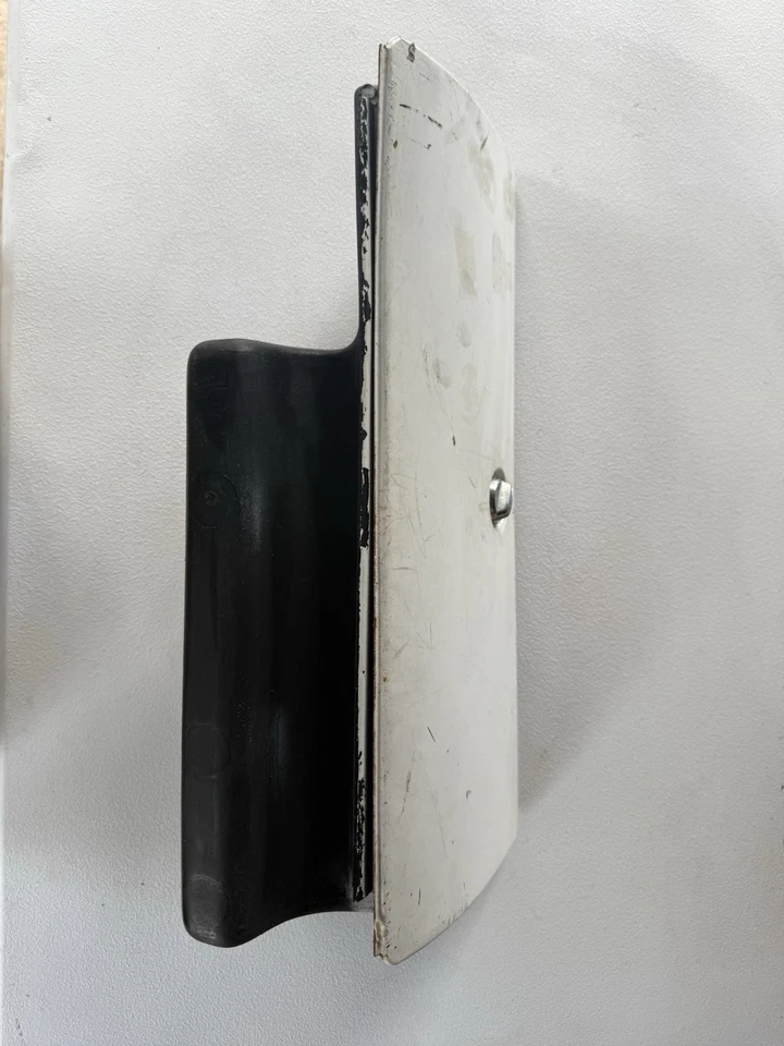 1973-1987 Chevrolet Square Body C10 C20 K10 K20 K5 Blazer Glove Box Compartment Foto 3 de 4