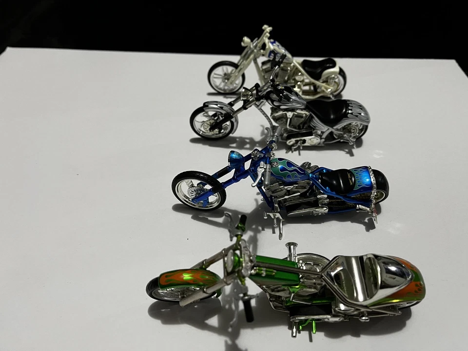 4 Jesse James West Coast Choppers 1:18 Adult owned 1/18 scale  - Image 2 of 4