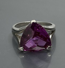 Vtg Sterling Silver 925 Faceted Trillion Curved Amethyst Gemstone Size 5 Ring