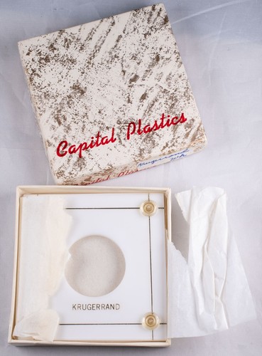 Vintage Capital Plastics Krugerrand Coin Holder white 3x3