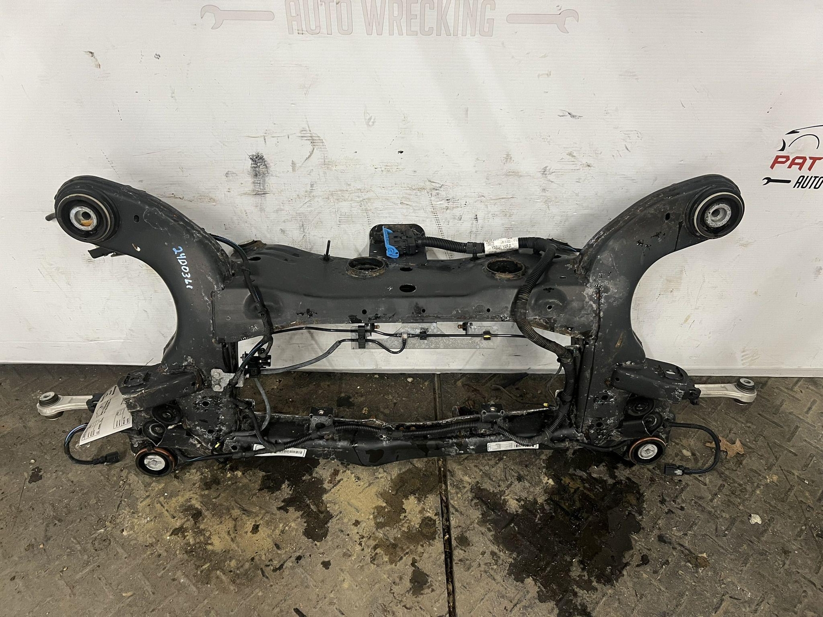 2022 MASERATI QUATTROPORT 3.0 REAR SUSPENSION CROSSMEMBER CRADLE
