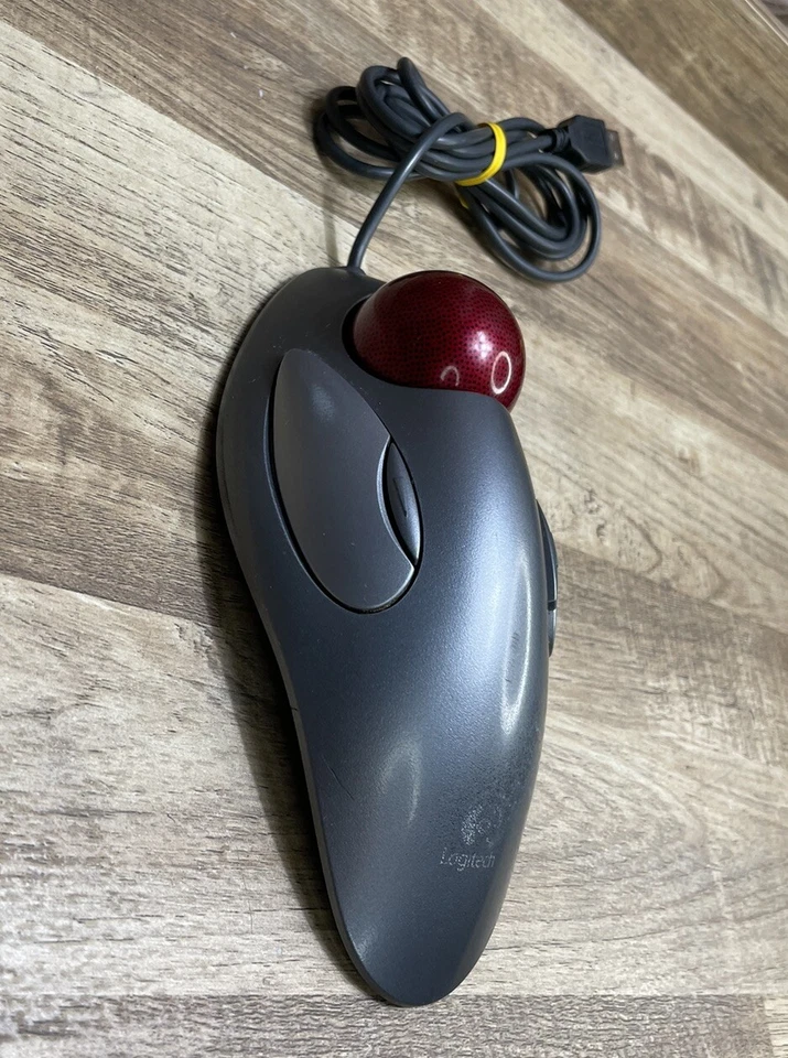 Logitech T-BC21 810-000767 Optical Trackman Marble USB Mouse Silver Ergonomic - Image 3 of 4