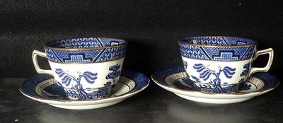 4 Stück 1944-1981 Stände Real Old Willow blau-weiß 2 Tassen 2 Untertassen A8025