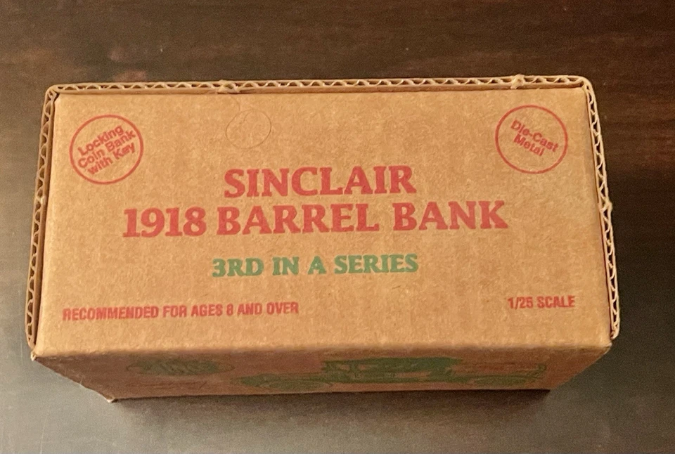 MINT Sinclair Oil 1918 Ford Barrel Truck ERTL Diecast Coin Bank In Original Box - Image 3 of 4