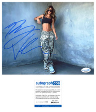 ‘Rayna Vallandingham’ Sexy Signed 8x10 Photo Cobra Kai Actress ‘Zara’ ACOA