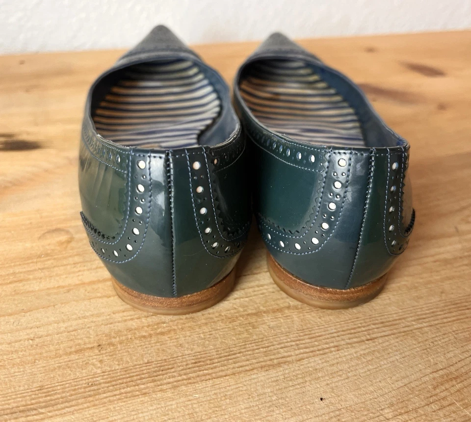 Manolo Blahnik PETUNIA Brogue Charol Azul Esmoquin Ballet Pisos Talla 37.5 Foto 4 de 4