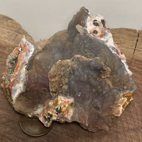 Beautiful Colorful Botryoidal Chalcedony 97 grams - Picture 5 of 7