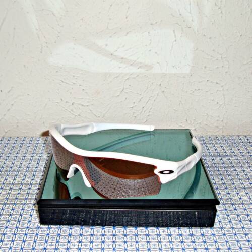 【NEW】OAKLEY MEN'S RADAR PATH 09-703 WHITE WRAP SUNGLASSES - Picture 2 of 12