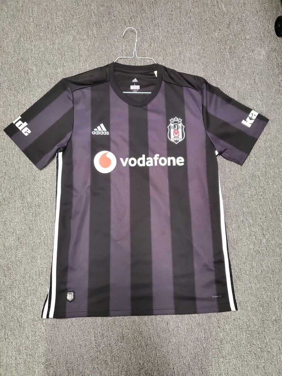 Novas camisas do Besiktas 2018-2019 Adidas