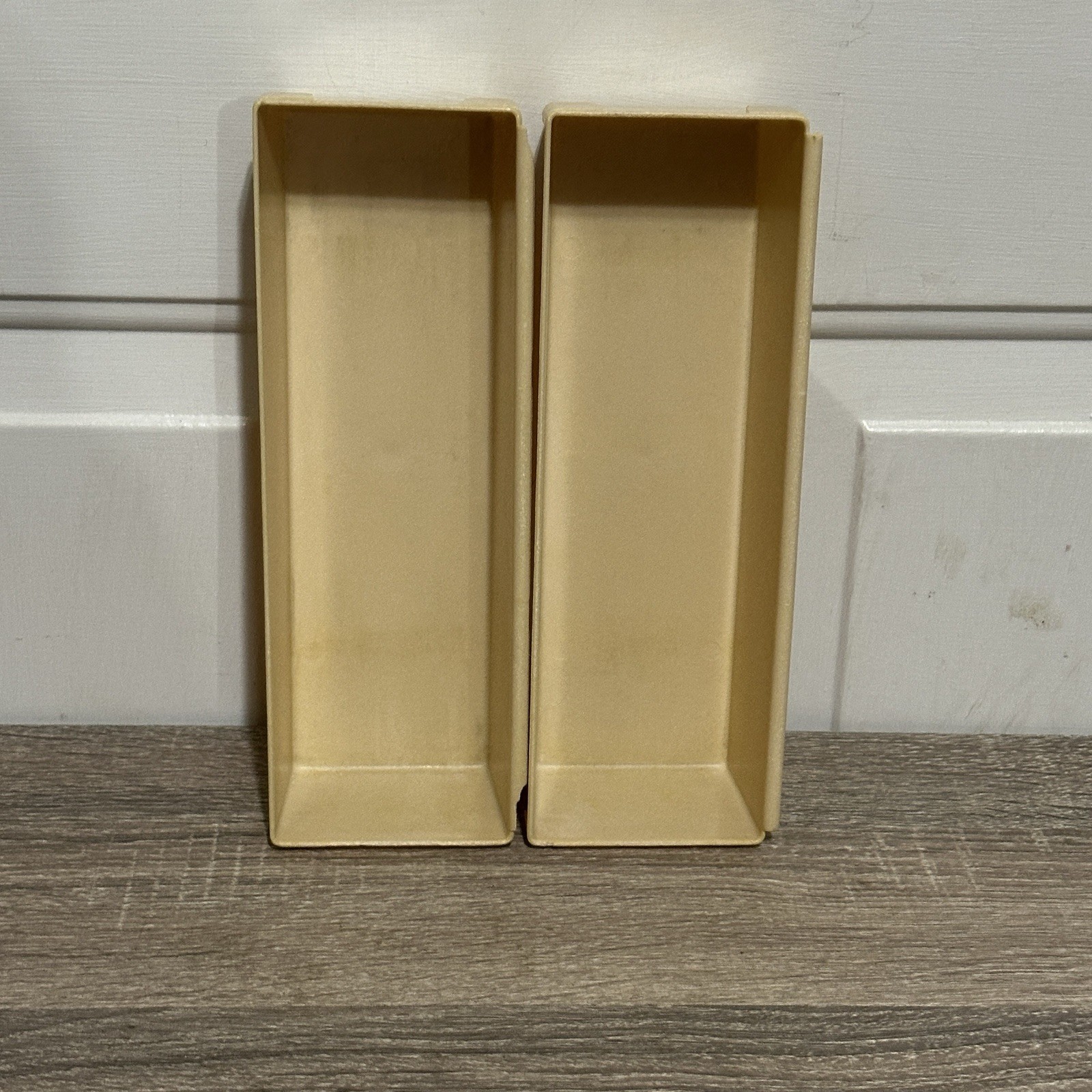 Vintage Rubbermaid #2915 OffWhite 3"x9"x 2" Desk Drawer Organizer Storage USA Pr