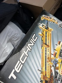 LEGO TECHNIC MOBILE CRANE 8053