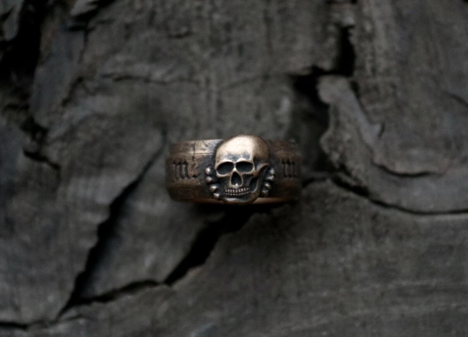 Totenkopf Bronze Memento Mori Biker Ring 20mm Calivario