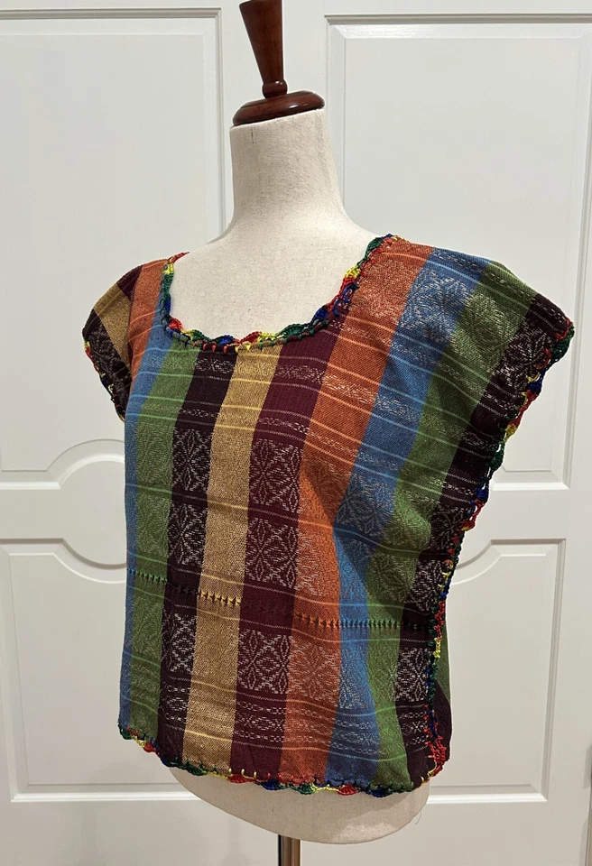 Blusa multicolor Treadle Loom Hecha en Oaxaca México. Hecho artesanal Foto 3 de 4