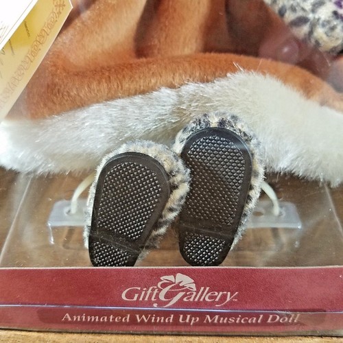 GIFT GALLERY Animated Wind Up Musical Porcelain Doll Tiffany New In Box NOS - Picture 7 of 12