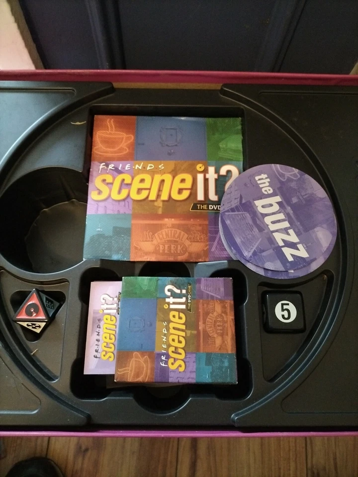 FRIENDS SCENE IT DVD BOARD GAME LOVELY CONDITION & COMPLETE MATTEL 2005 XMAS FUN - Image 4 of 4