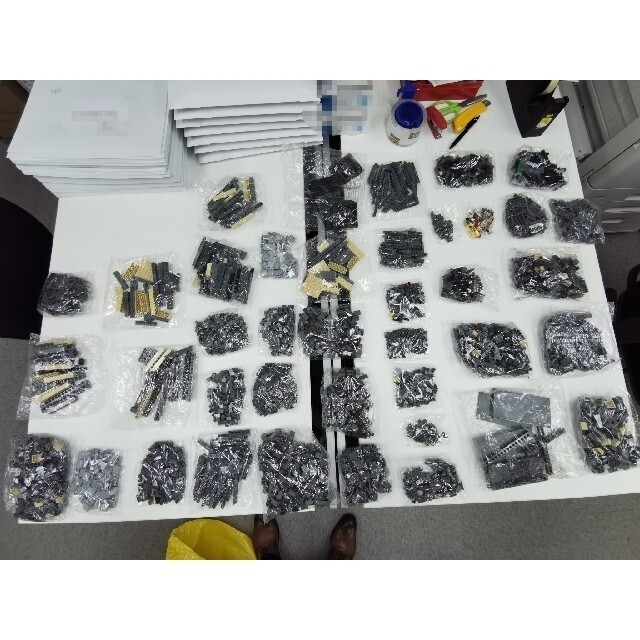 LEGO Creator Sculptures Eiffel Tower 1:300 Scale 10181 In LEGO Creator Sculptures Eiffel Tower 1:300 Scale 10181 In