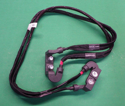 Dell PowerEdge XE9640 VSB-PWR_L/R(+)(-) to PDB2-VSB_GND2(-) PWR2(+) Cable X1MC4