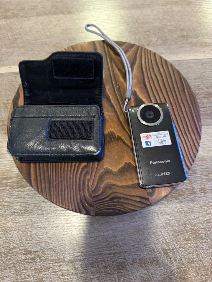 Panasonic HM-TA1 Full HD Camcorder Pocket Video Camera ~ Tested~ Working W/ Case - Image 2 of 4