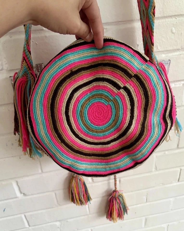 Authentic Colombian Wayúu Mochila Hand Bag Shoulder Bag - Multicolor - Image 4 of 4