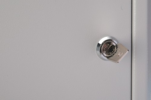 DIGITUS PC Gehaeuse IP54 65cmx30cmx60cm mit Glastuer inklusive Luefter und Laufr - Bild 4 von 6