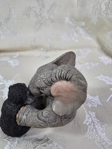 Tuskers Collectible 90875 Henry and Nguva the Gorilla "Don't Leave Me" 2001 - Picture 4 of 11