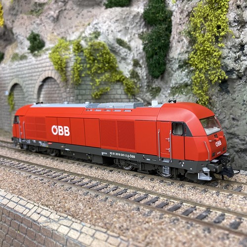 Locomotive diesel 2016 041-3, ÖBB, Ep VI digital son 3R AC - ROCO 7320013 - HO 1 | Condition: Neuf