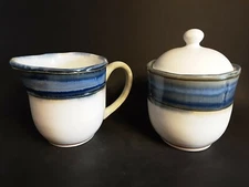 Vintage Sugar Bowl and Creamer Beautiful Set Excellent Condition 
