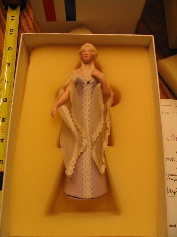 Great American Women US Historical Society Mary Pickford Doll in Box  L00k