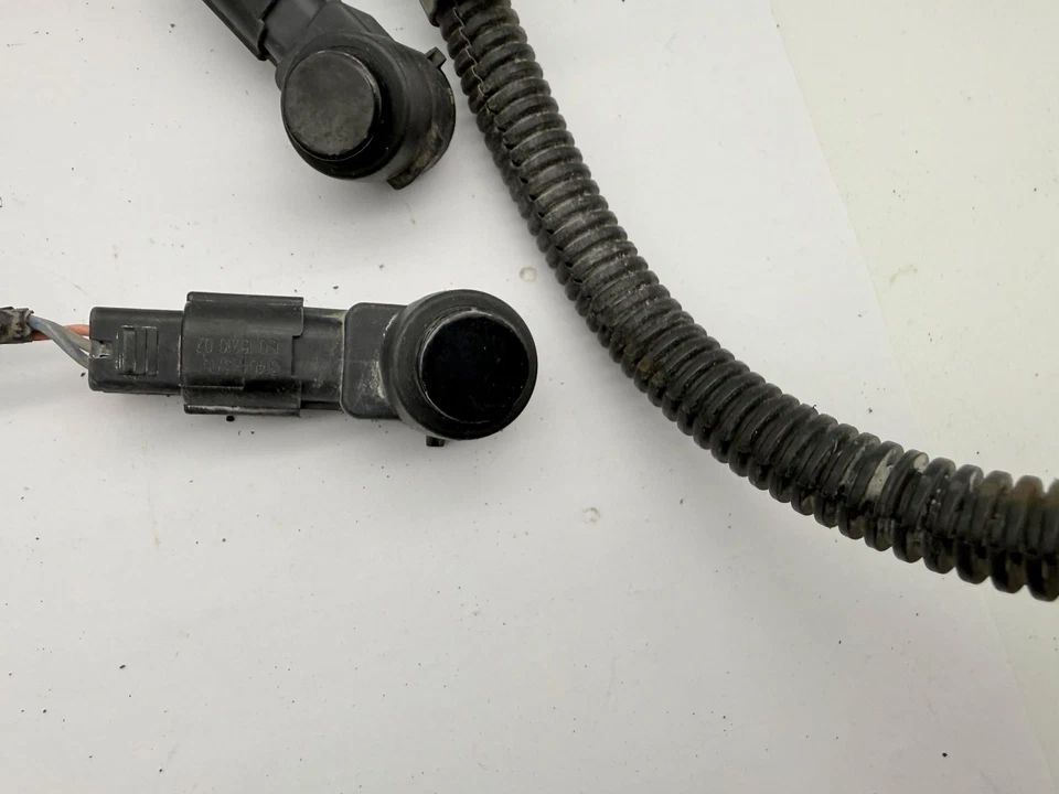 Arnés de cableado sensor de estacionamiento parachoques trasero OEM 07-14 Cadillac Escalade ESV 6,2 L Foto 3 de 4