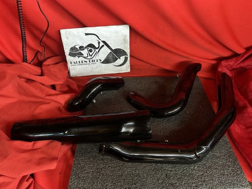 GENUINE HARLEY TOURING VIVID BLACK MILWAUKEE EIGHT 8 EXHAUST HEAT SHIELDS
