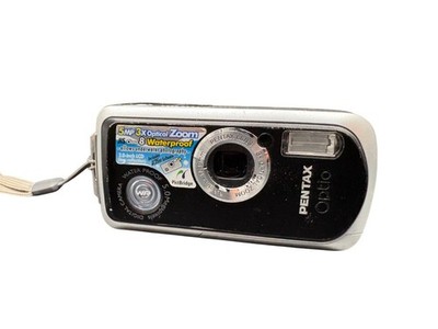 Pentax Optio WP Unterwasserkamera 5 MP, 3 fach optischer Zoom Geprüft Händler