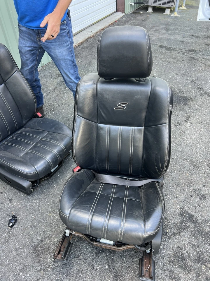 2015 - 2023 Chrysler 300 S Front And Rear Seats with Center Console Armrest  - Image 3 of 4