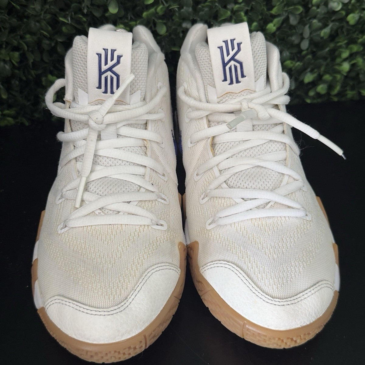 USED Nike Kyrie 4 Uncle Drew White Gum - Boy display picture 3