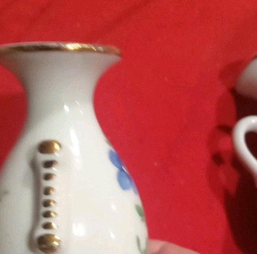 Two Mini Porcelain Vintage Hand Painted Figurine Vases F.B. France - Picture 3 of 11