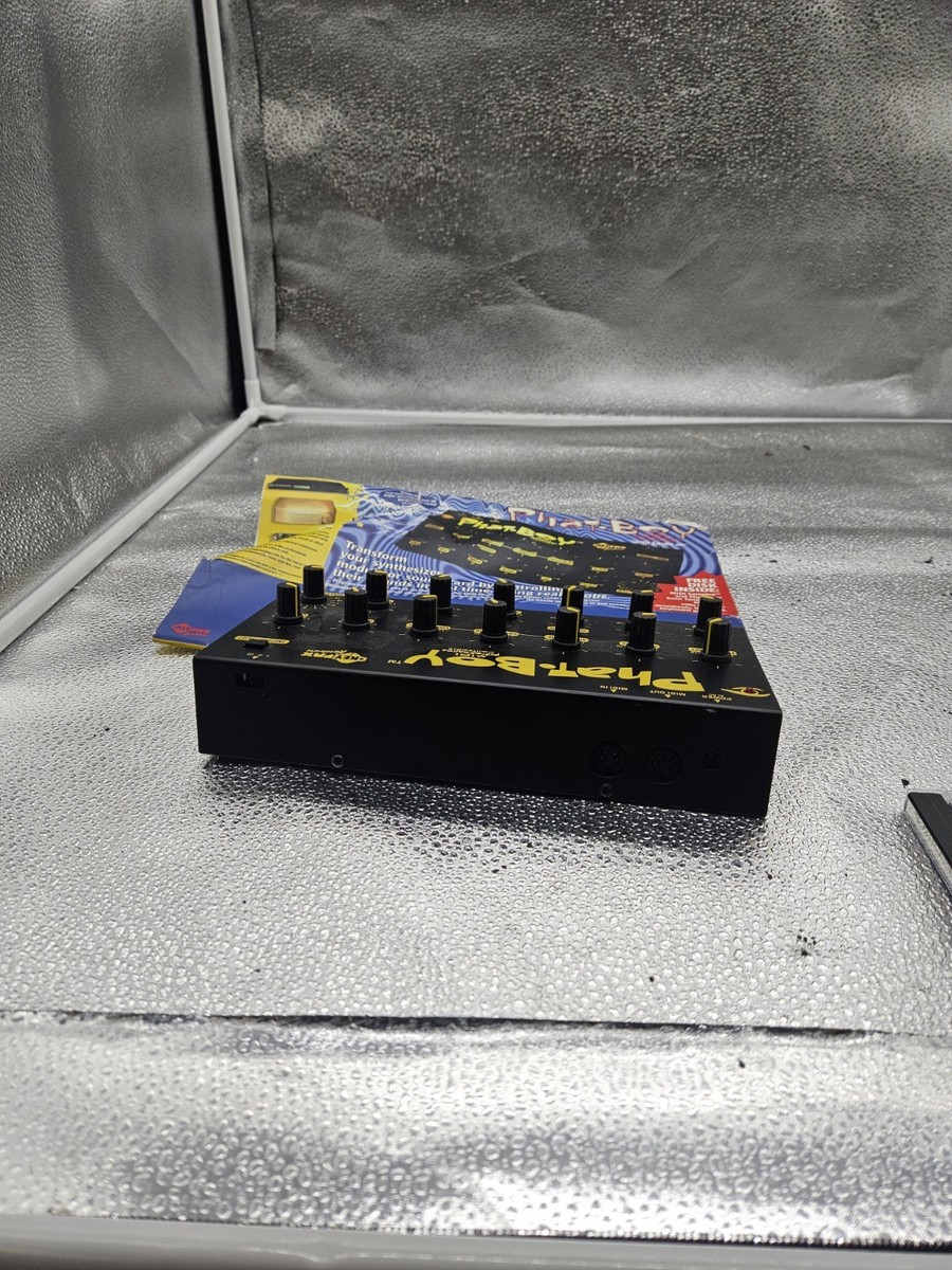 GMEDIA (KEYFAX) PHATBOY MIDI CONTROLLER FOR SYNTHESIZED VST