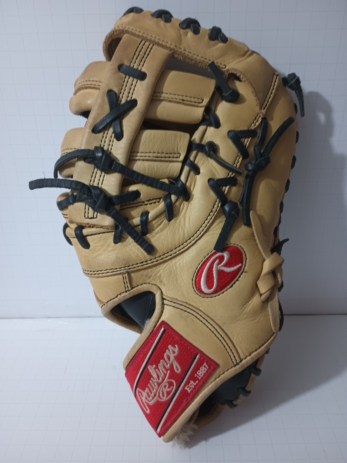 Rawlings GG Elite Series GGEFB13CB 1st Base Gold Glove 13 inch RHT Very