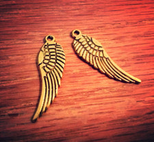 6 Angel Wing Charms Antique Gold Tone 2 Sided Pendants 30mm 1 Inch