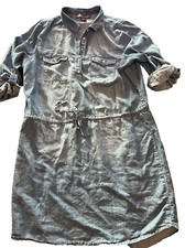 Women's size Medium denim dress Chambray jean Shirtdress Dress soft casual blue
