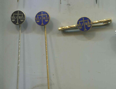 Anstecknadel Brosche V J B L 8mm  (ko618)