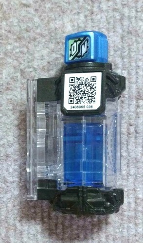 Kamen Rider Build Magnet Full Bottle & Card Set UNIQLO Limited From Japan - Bild 4 von 12